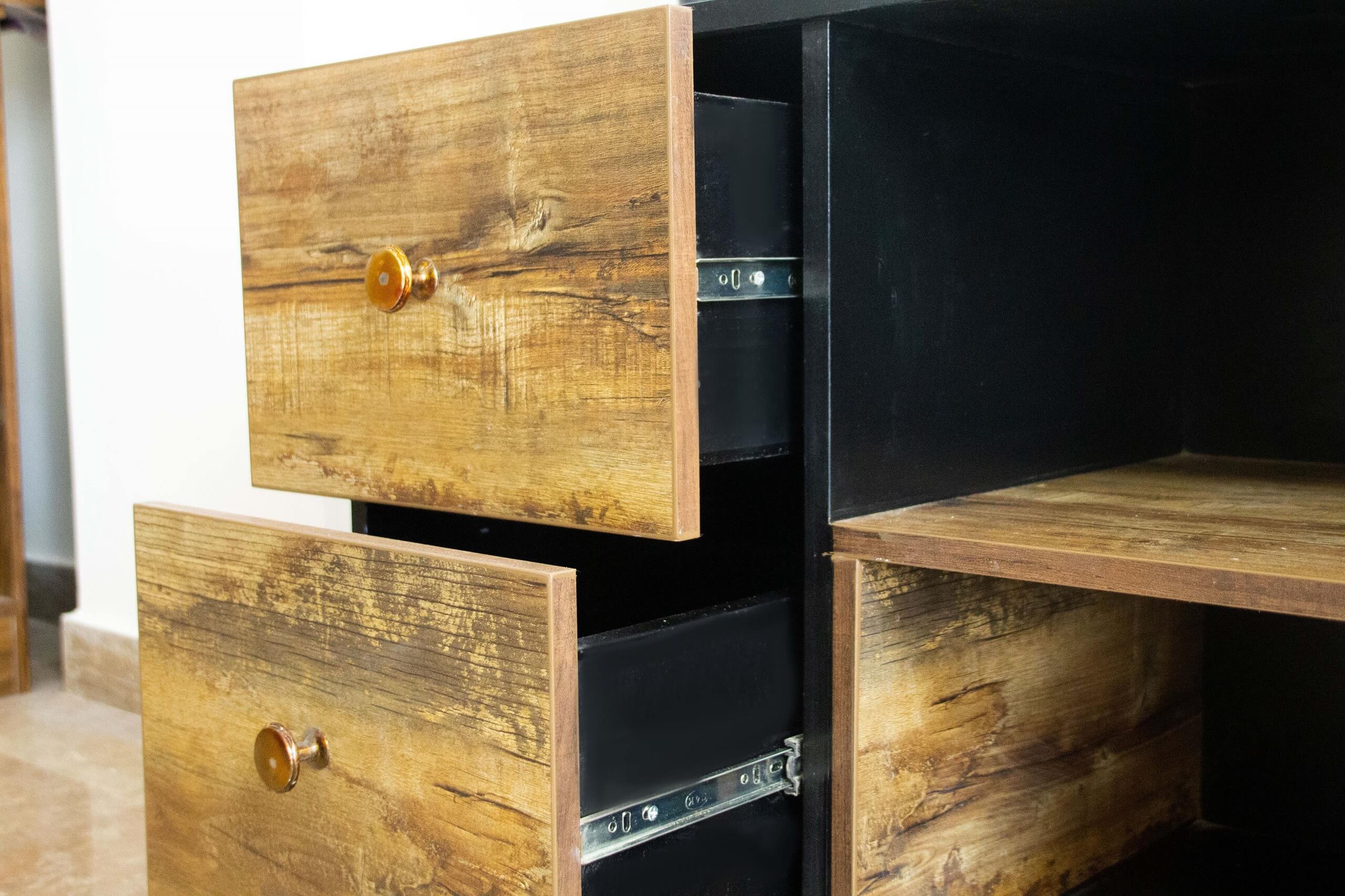 Black Brown Console - Image 3
