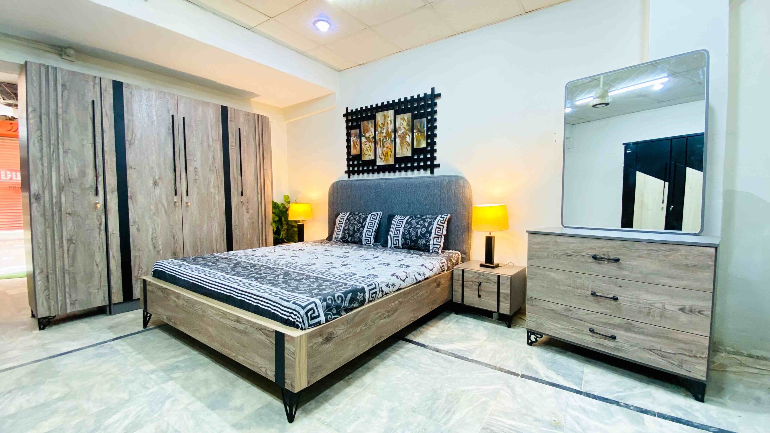 T&G Bed Set