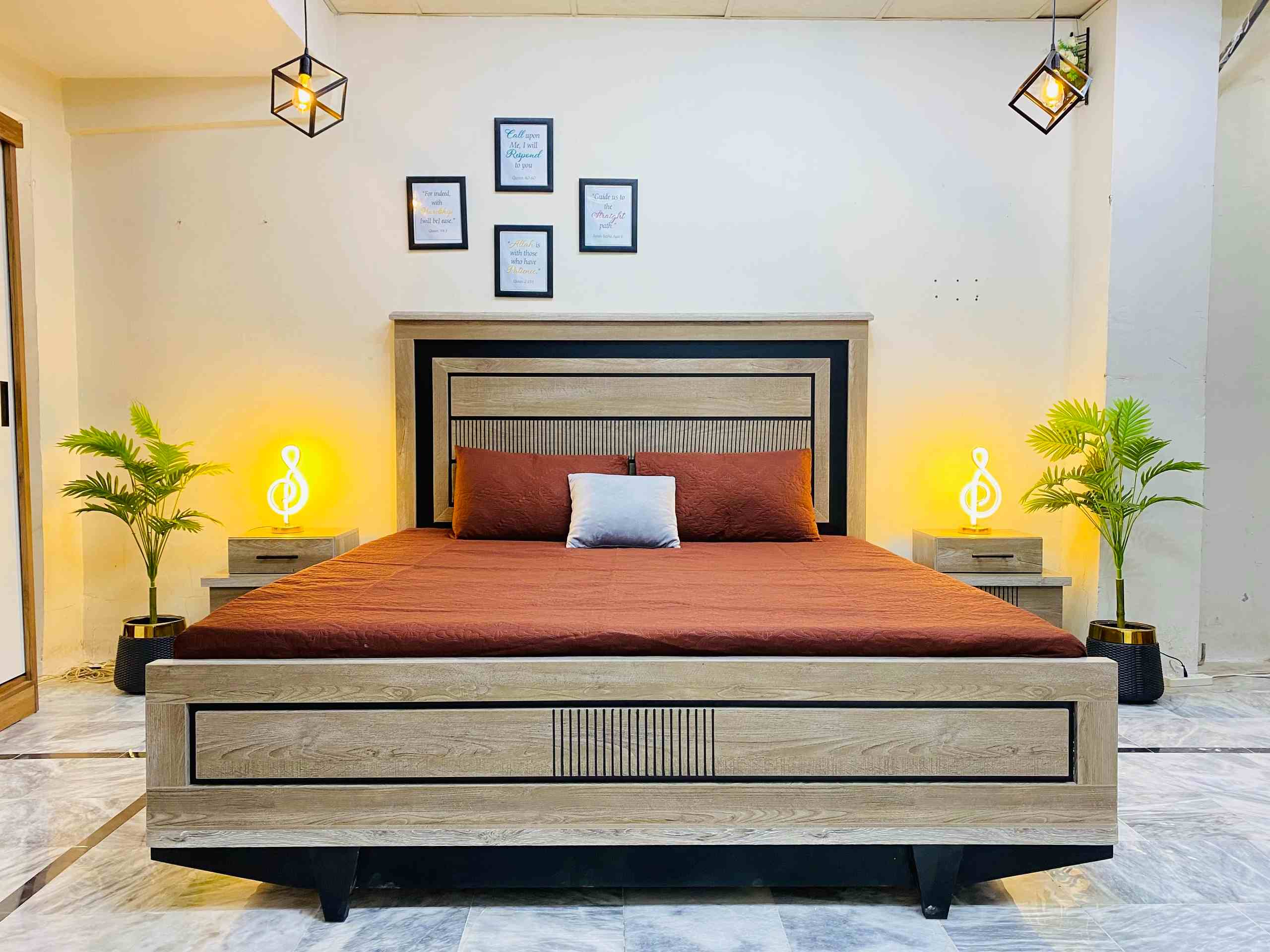 Black&walnet Bed Set - Image 2