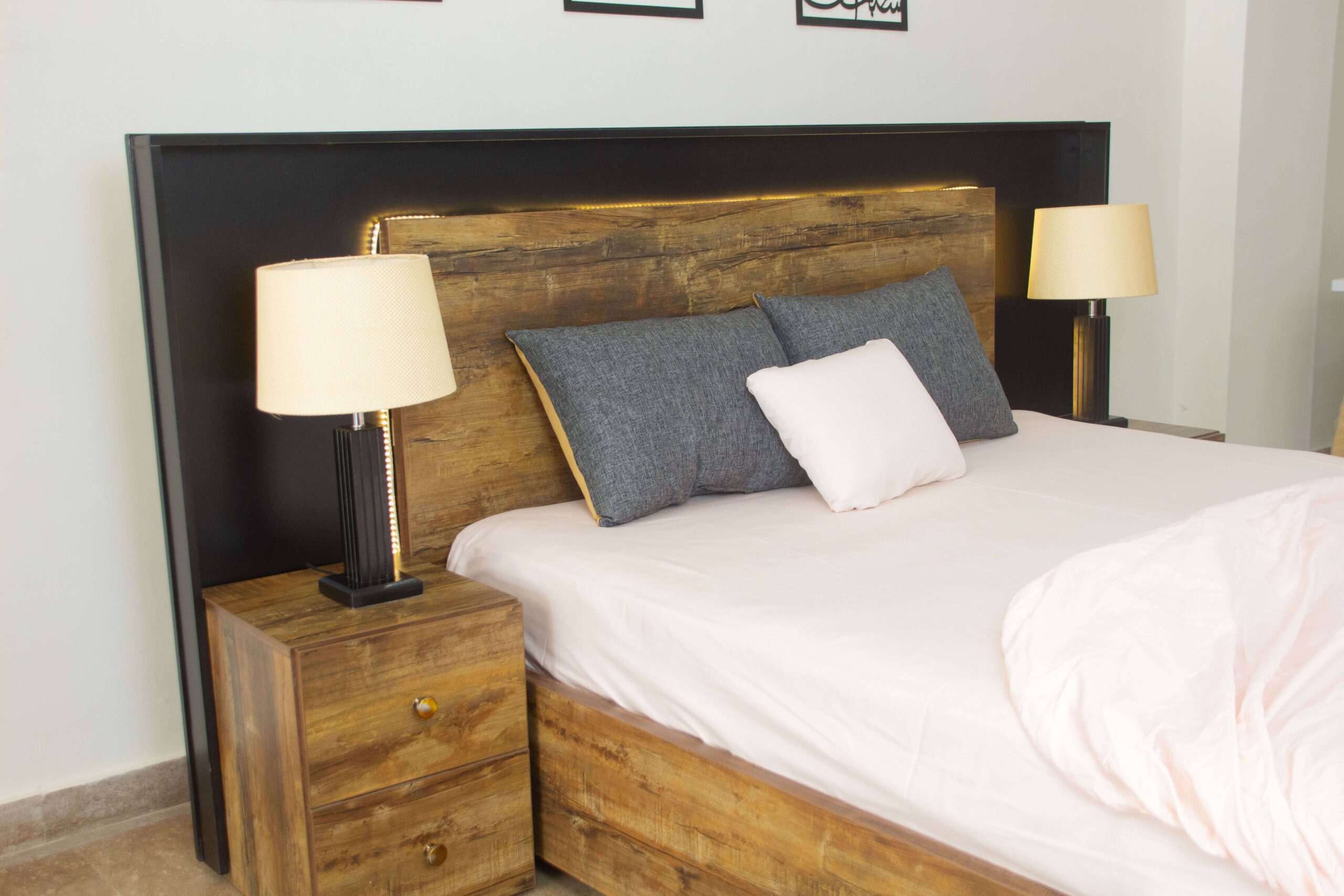 Black&brown Bed Set - Image 3
