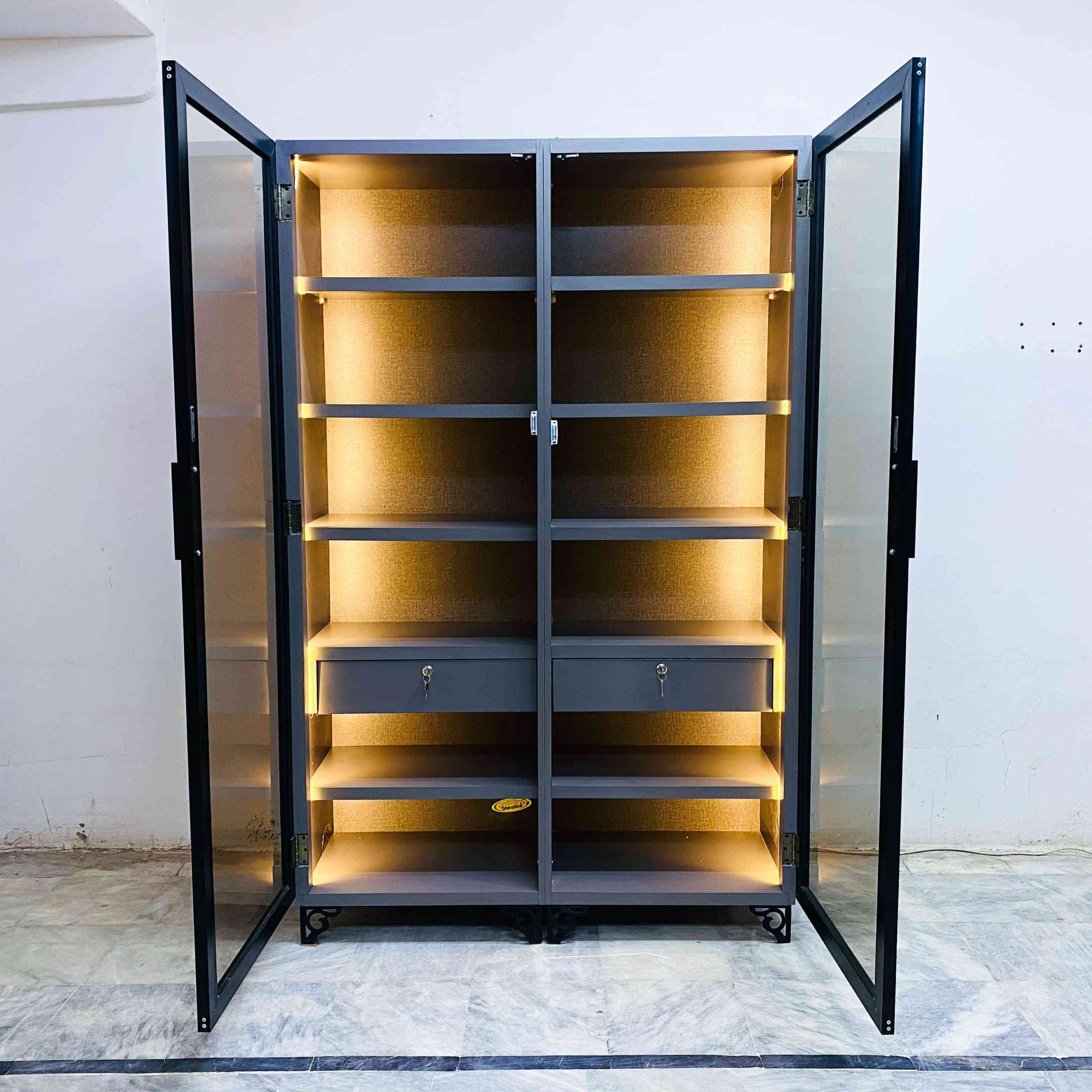 Crockery Unit - Image 3