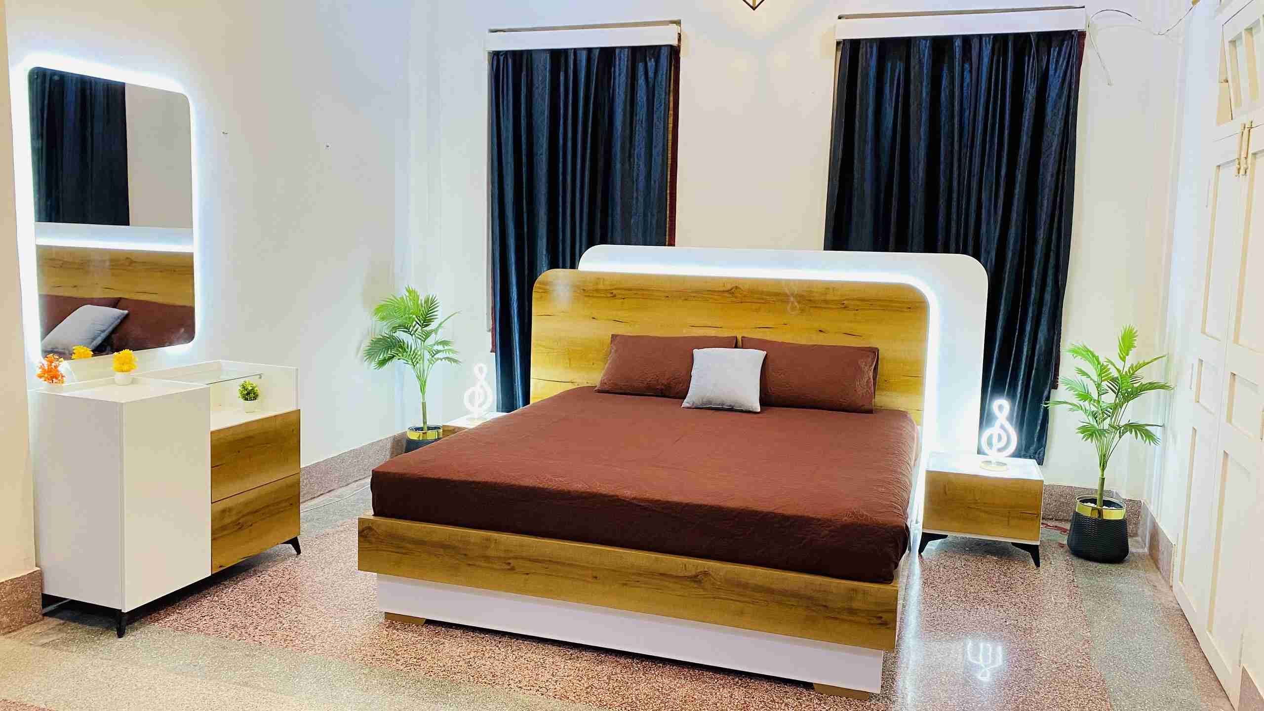 High Gloss Bed Set