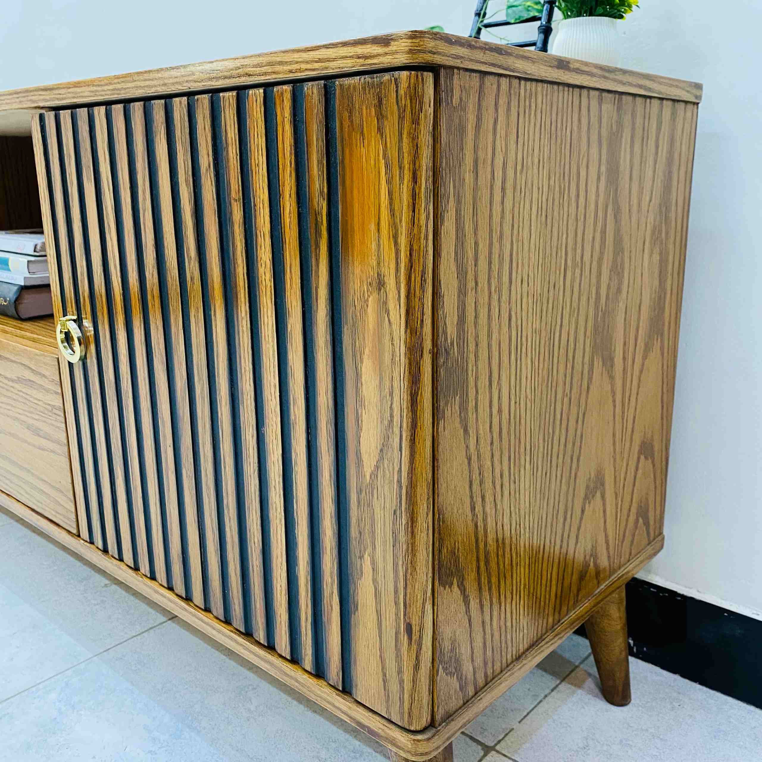 Posh Console - Image 4