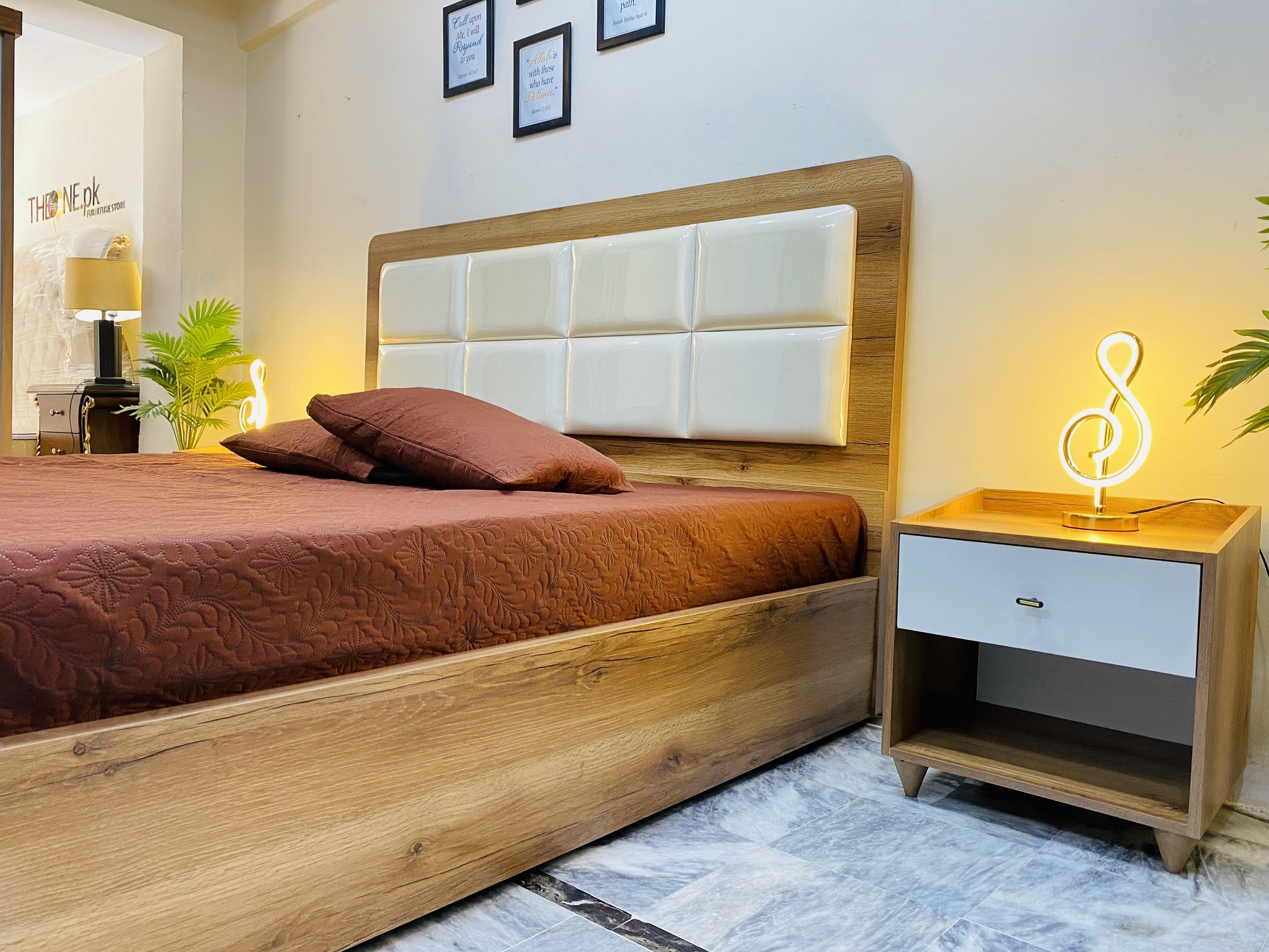 Luxury Wooden Bed - Image 4