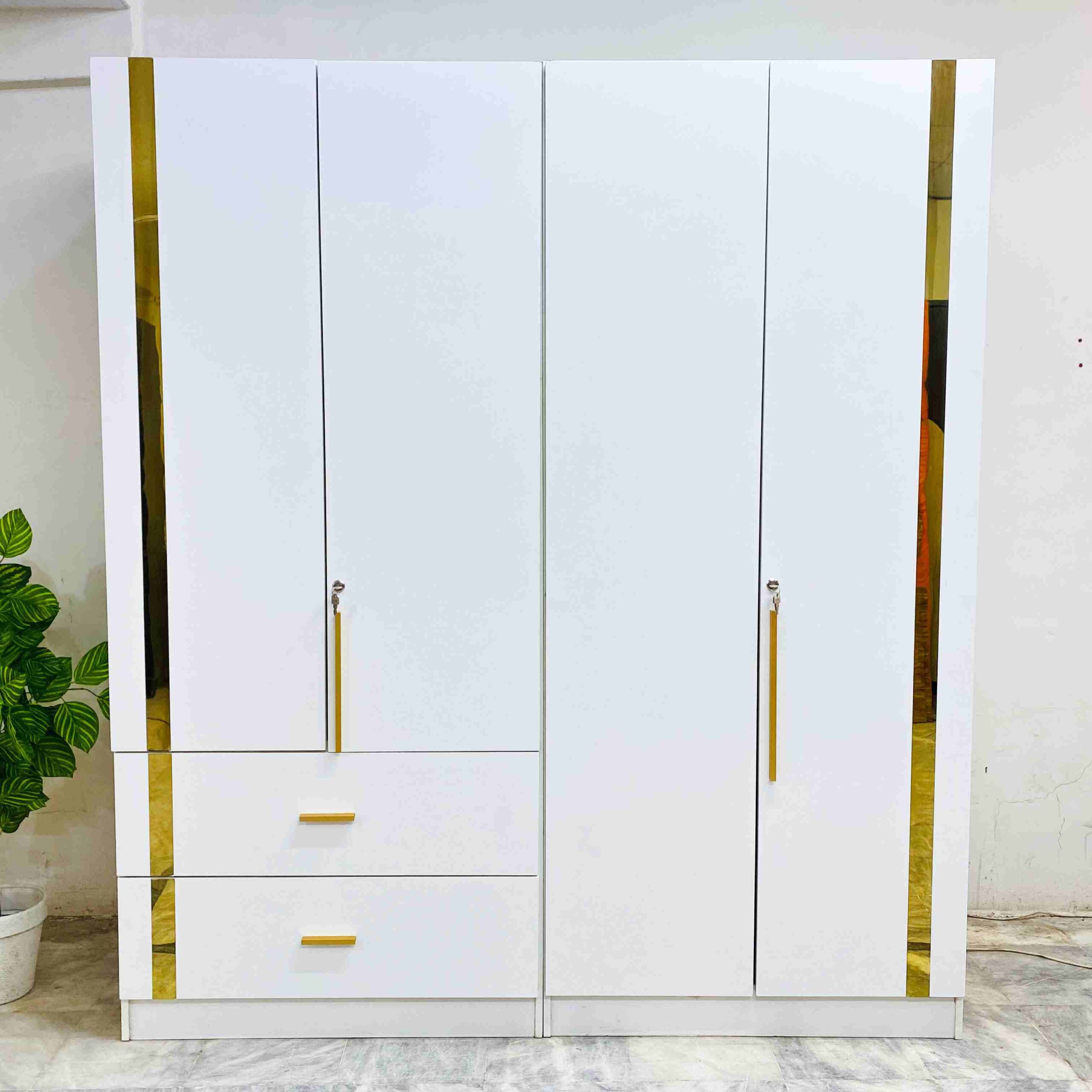 White Metal Bed Set - Image 6